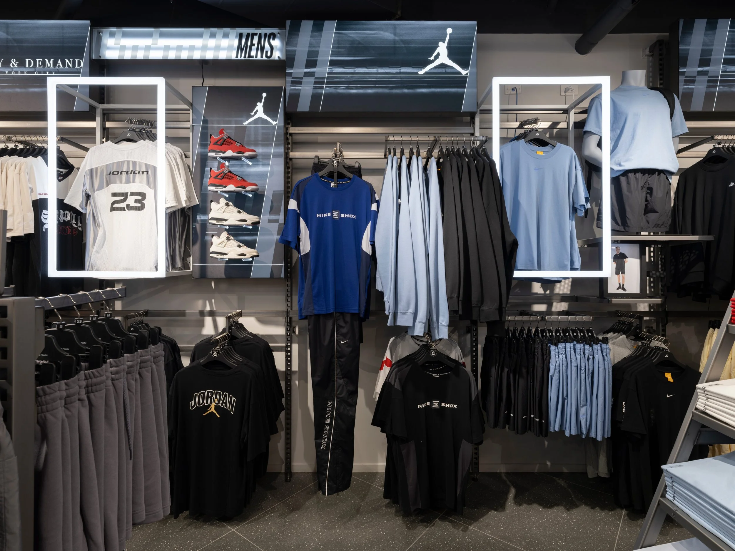 JD Sports TriNoma (9).jpg