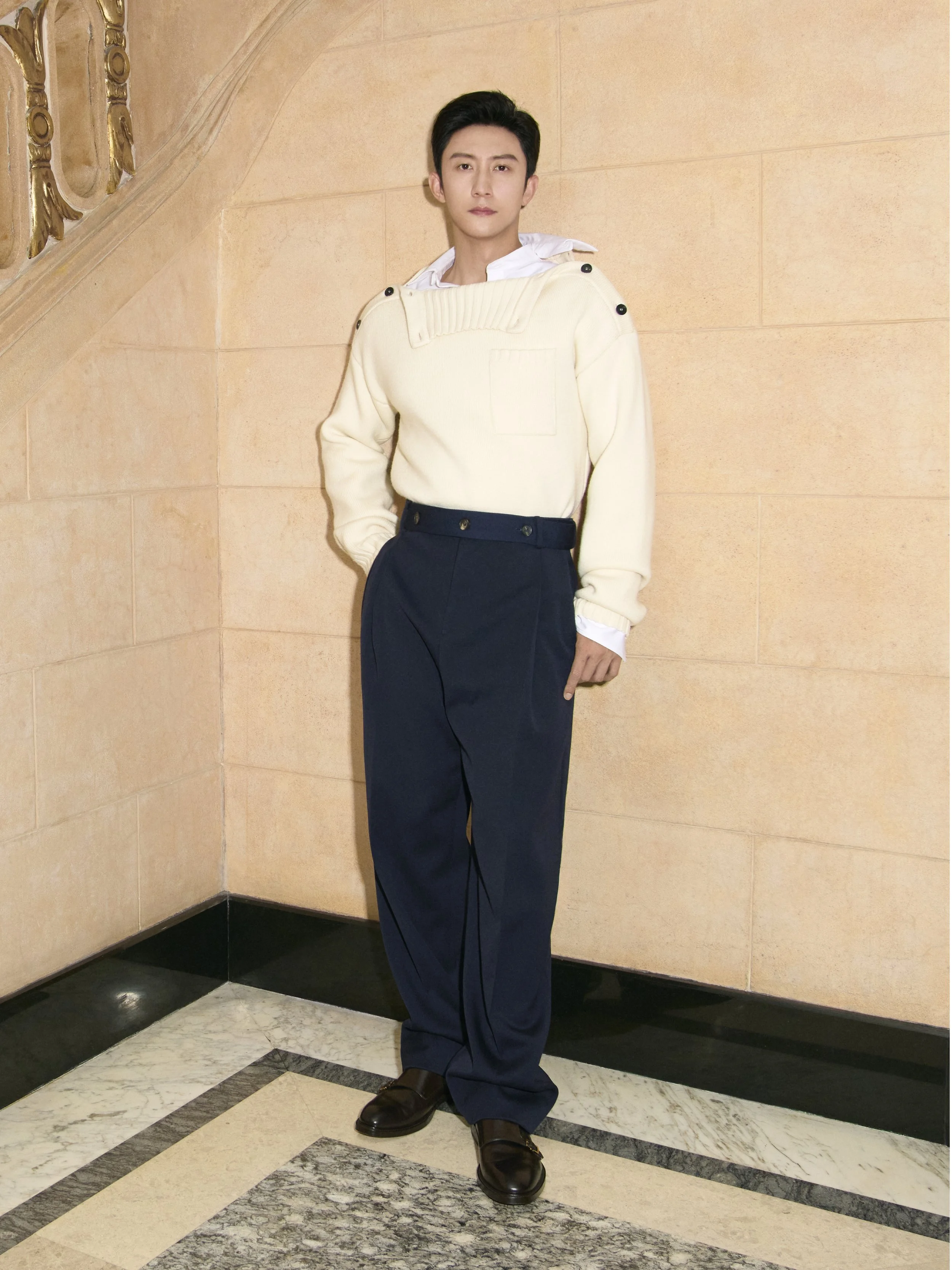 DIGITAL_ONLINE_ONLY_sRGB_3176_IMAGINE_20260607_FERRAGAMO_FW26_SHANGHAI_03_445_F1_3x4.jpg