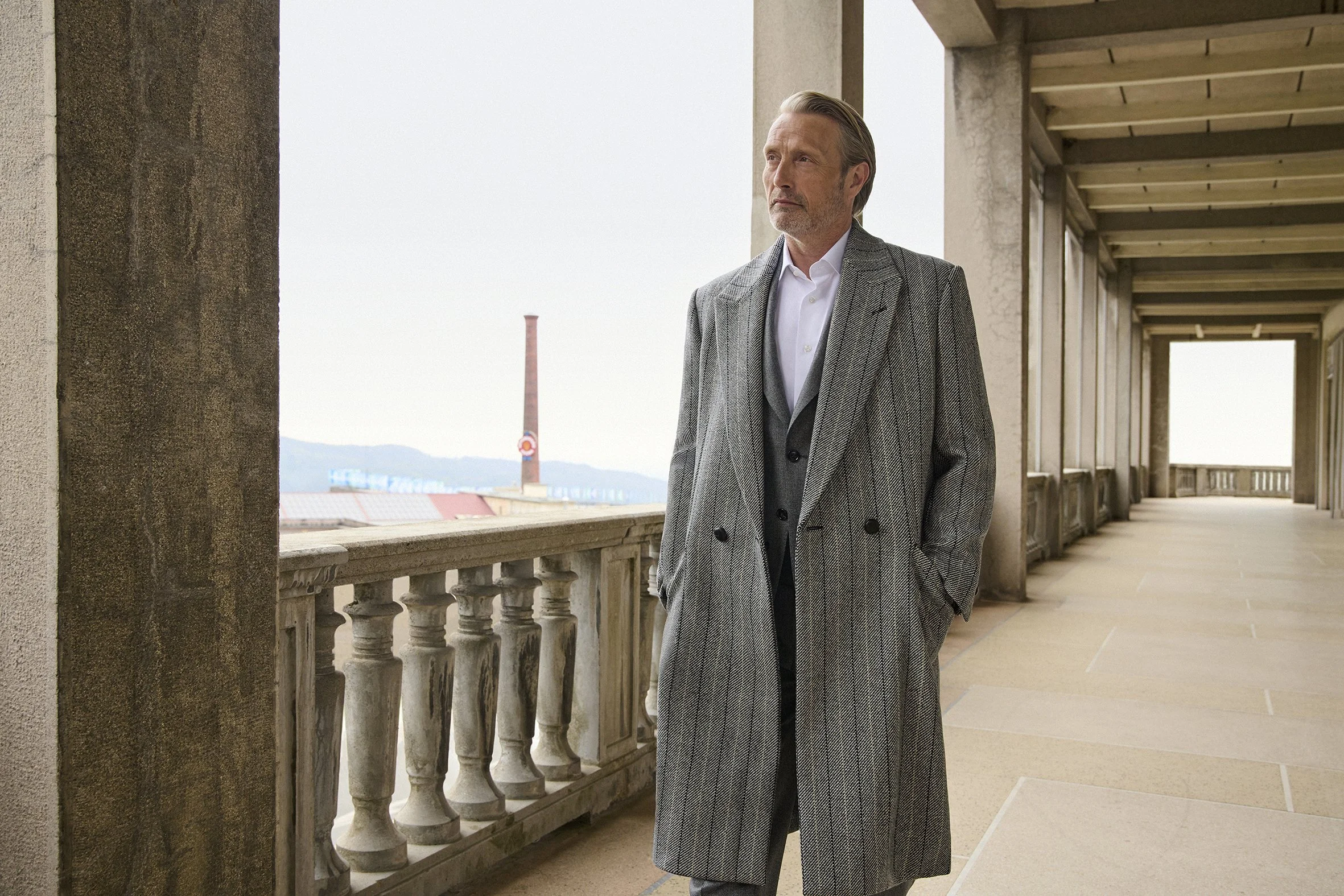 Su Misura: A Man in A Suit Thinks Differently