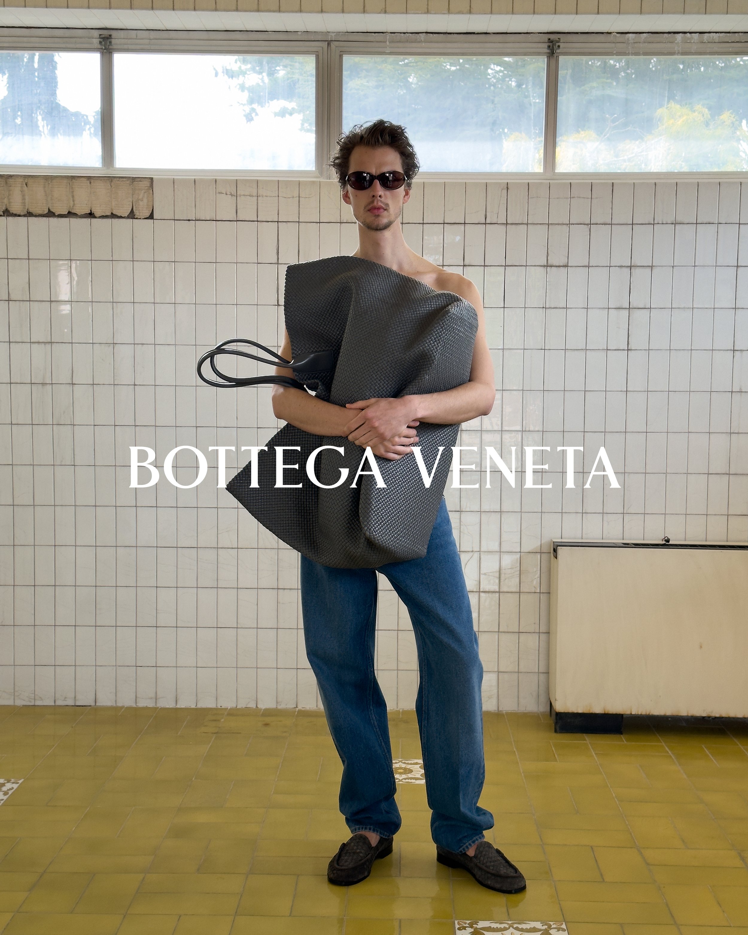 BOTTEGA VENETA - WINTER 2026 CAMPAIGN - 4x5 (6).jpg