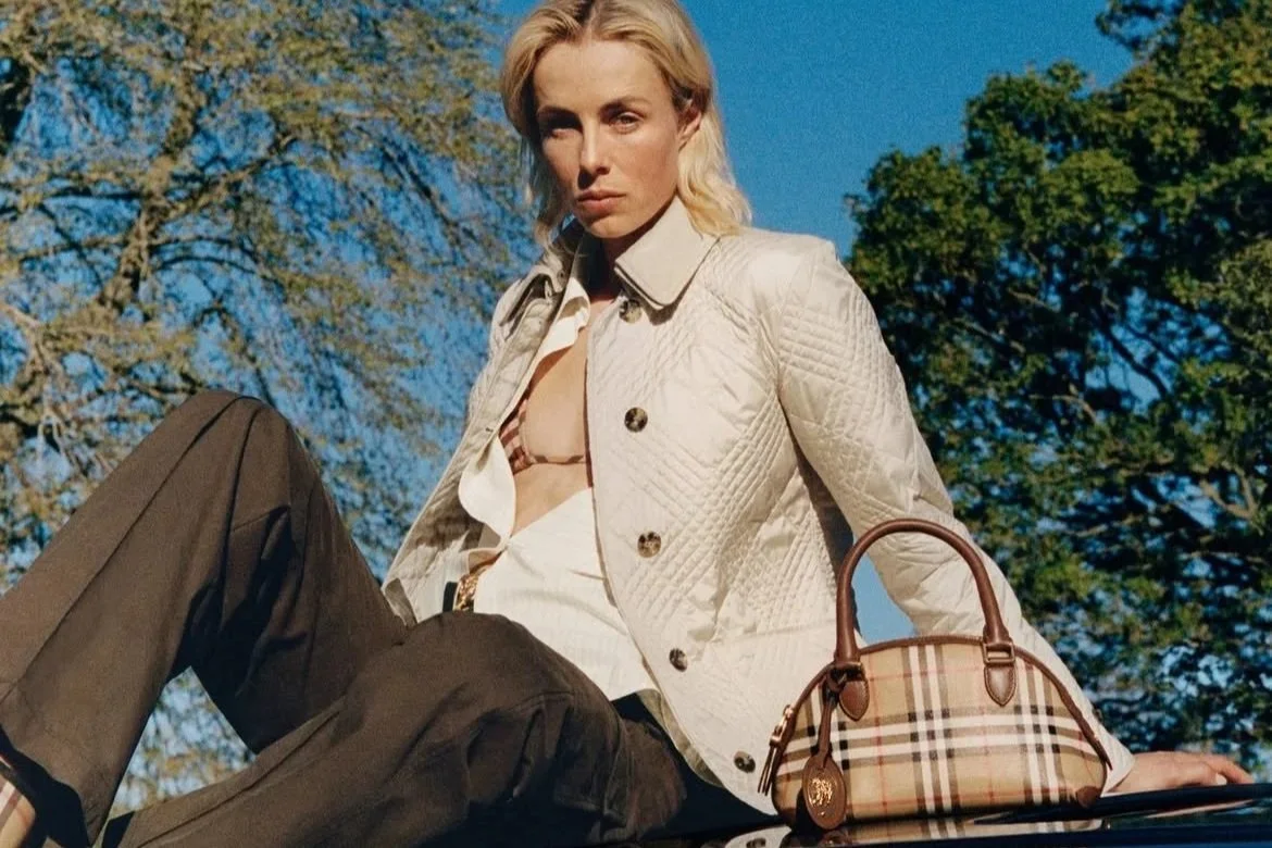 Carry An Icon. The Check Bag Is Back – Burberry’s New-Season Refresh