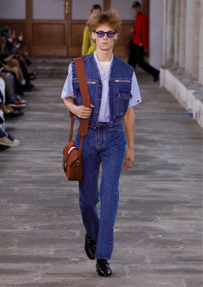 [BECKETT MESSENGER BAG] [90,000] [45,000] 1.jpg