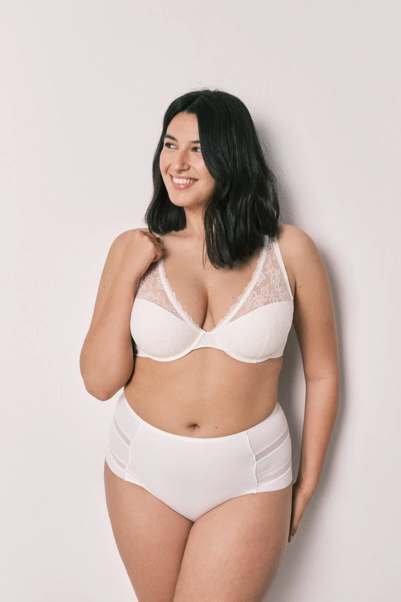 INTUITIVE white lace halter bra 5.jpg