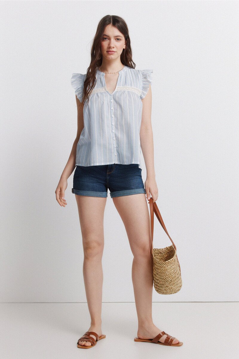 Romantic blouse with pleats 4.jpg