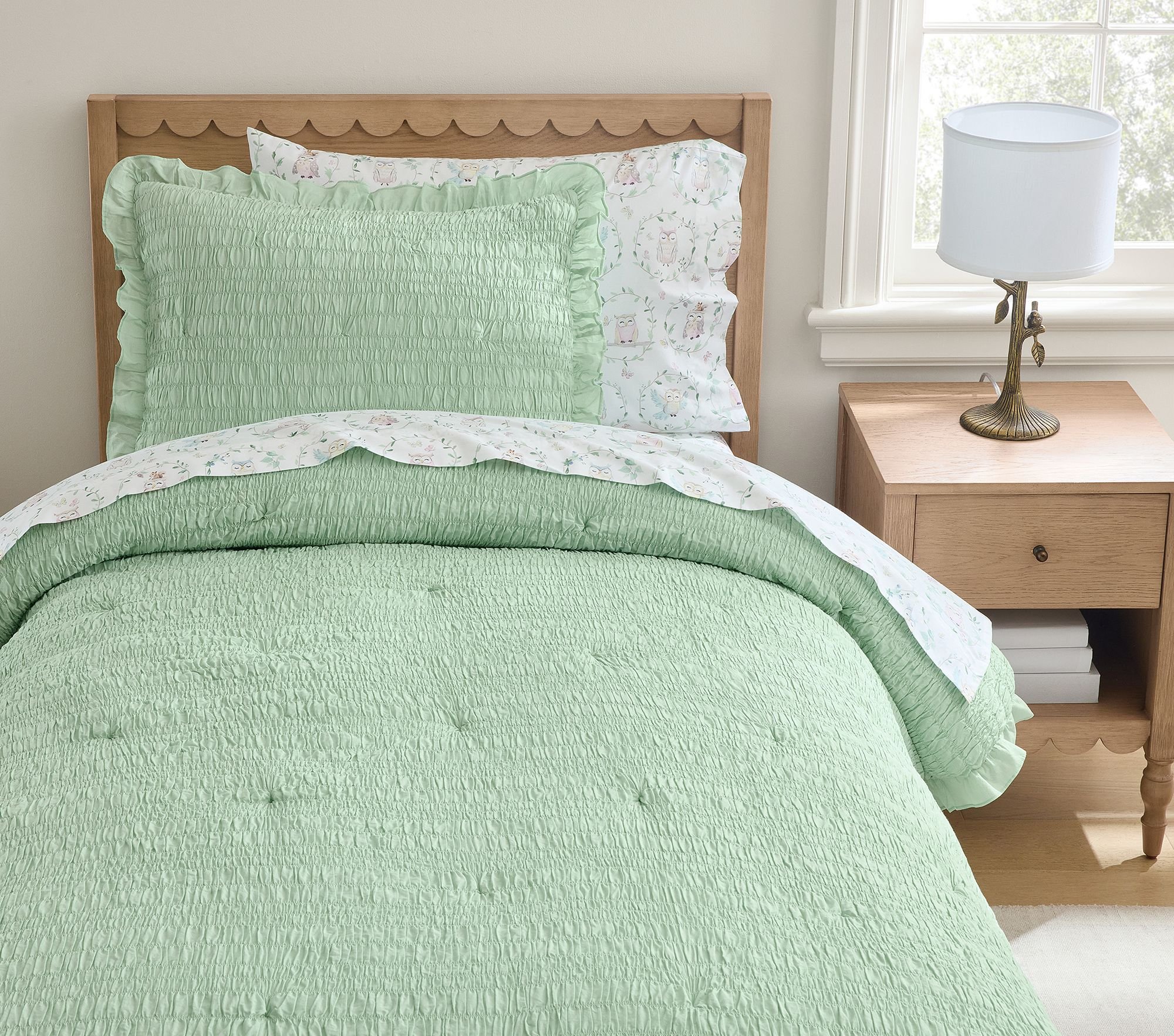 farrah-smocked-quilt-shams-2-xl.jpg