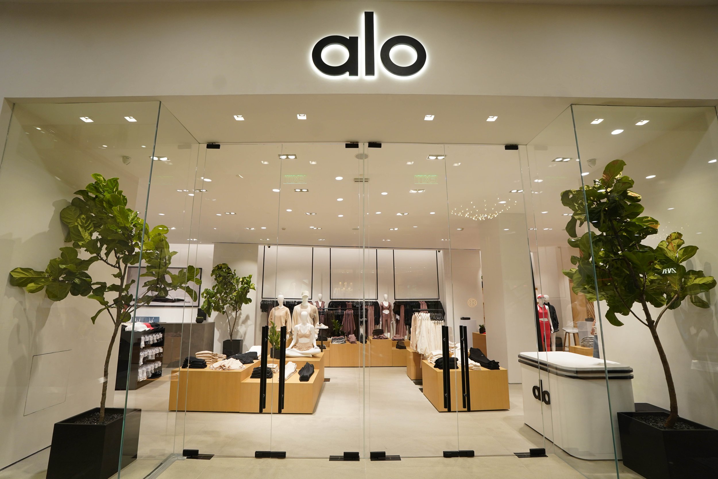 Alo Yoga Celebrates Opening Of First Store In The Philippines — SSI Life