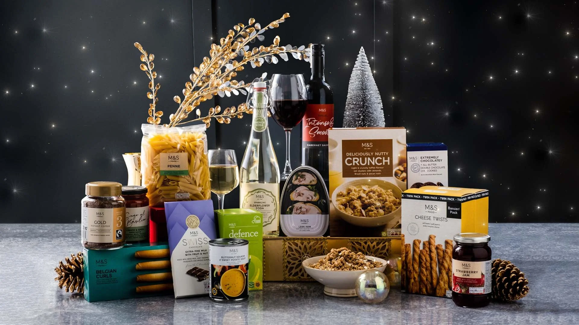 Make Your Festive Season Extra Glitzy With These Holiday Gift Sets From