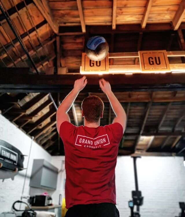 Wall balls and rowing today.... Fond memories of 20.5 anyone?!?
.
#crossfit #wallballs #rowing #crossfitopen #wearegrandunion