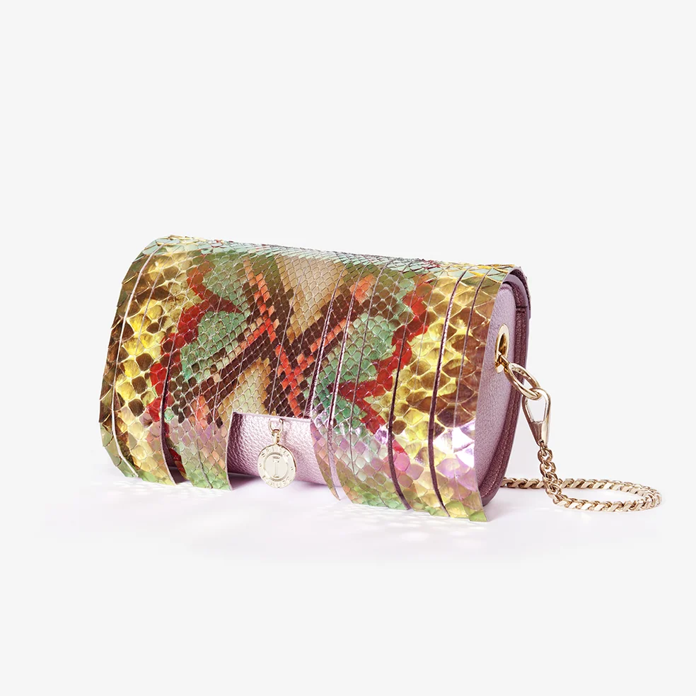 SAC RENÉE CRAZY 02.jpg