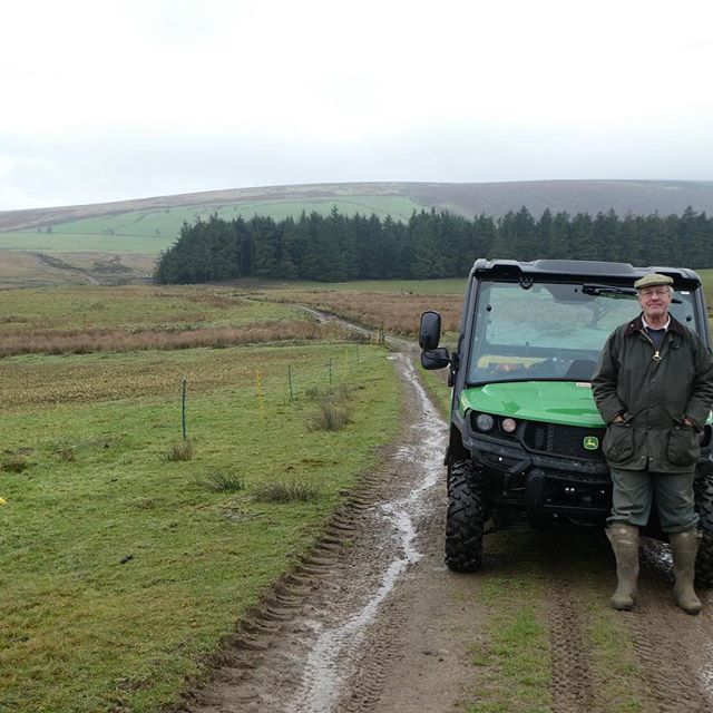 We took the over-the-hill route to the pub today!
@johndeere #Gator #offthebeatenpath #shortcut #sundaylunch #pub #warmwelcome #fforestinn #allaboardtheskylark #thisisradnorshire
