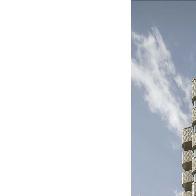 The Compton by Regal London on 30 Lodge Road with cast aluminum clad facade.

#architecture #aluminum #facadedesign #fa&ccedil;ade #facade #architecturenews #wan #wanawards #wanawards2019 #london #residentialdesign #residential #architects #architect