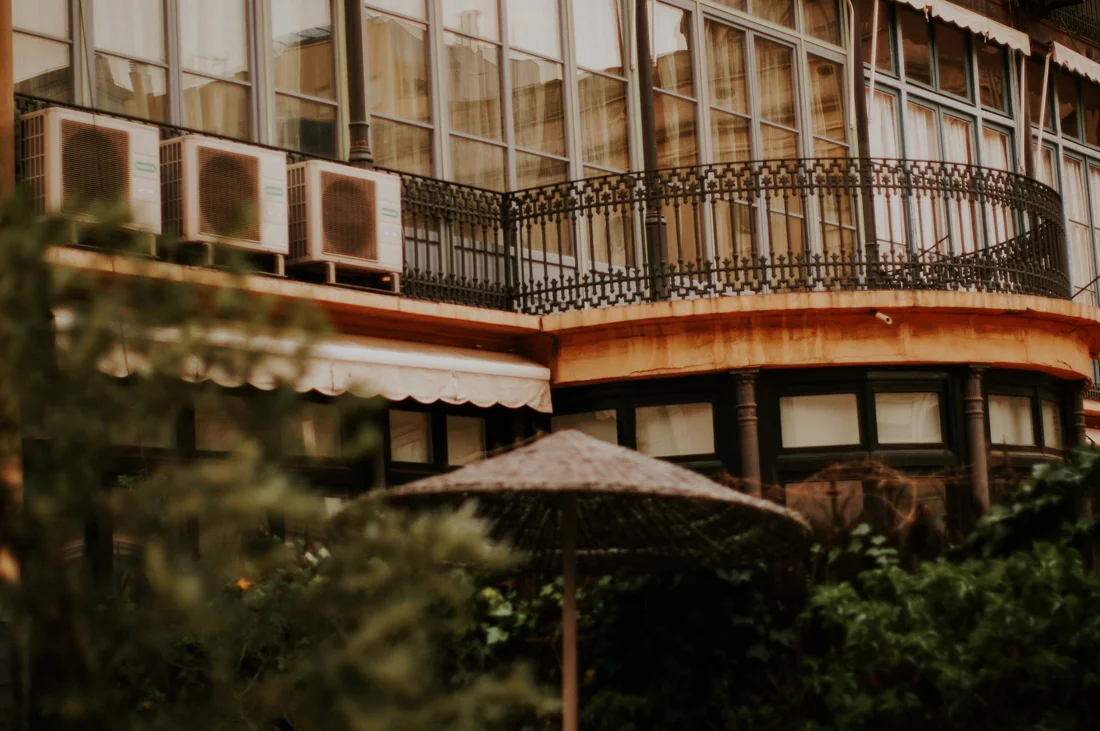 Praktik Rambla facade.jpg