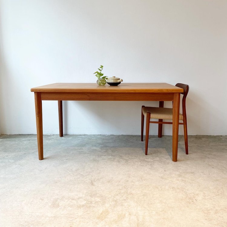 SOLD - Danish Extendable Dining Table in Teak