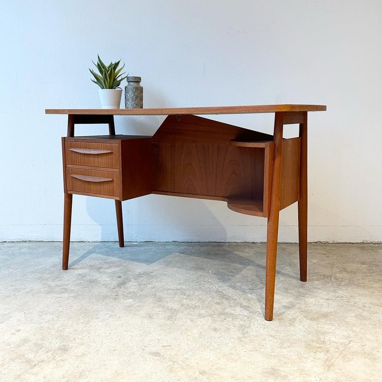 SOLD - Gunnar Tibergaard Nielsen Desk