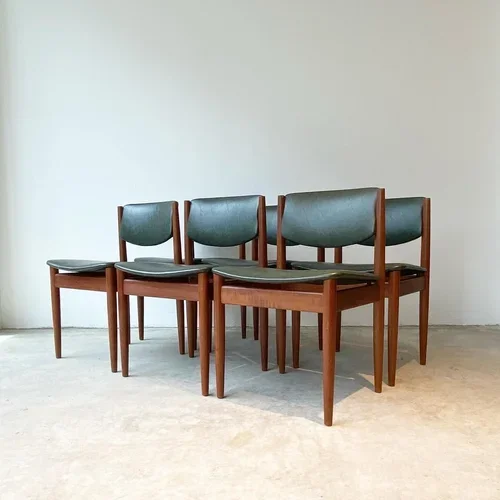 SOLD - Finn Juhl FD-198 Dining Chairs
