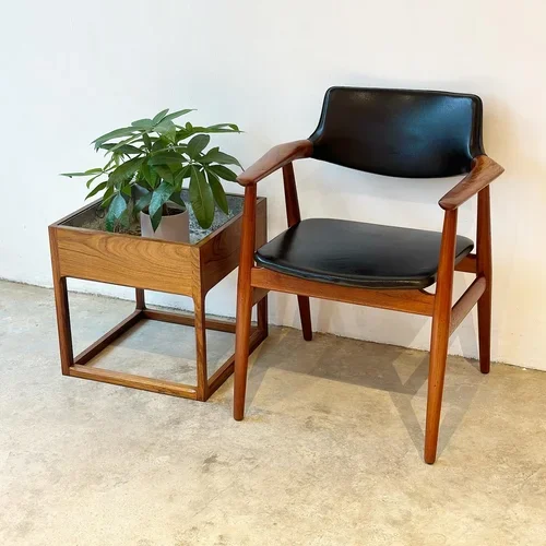 SOLD - Svend Aage Eriksen GM11 Armchair