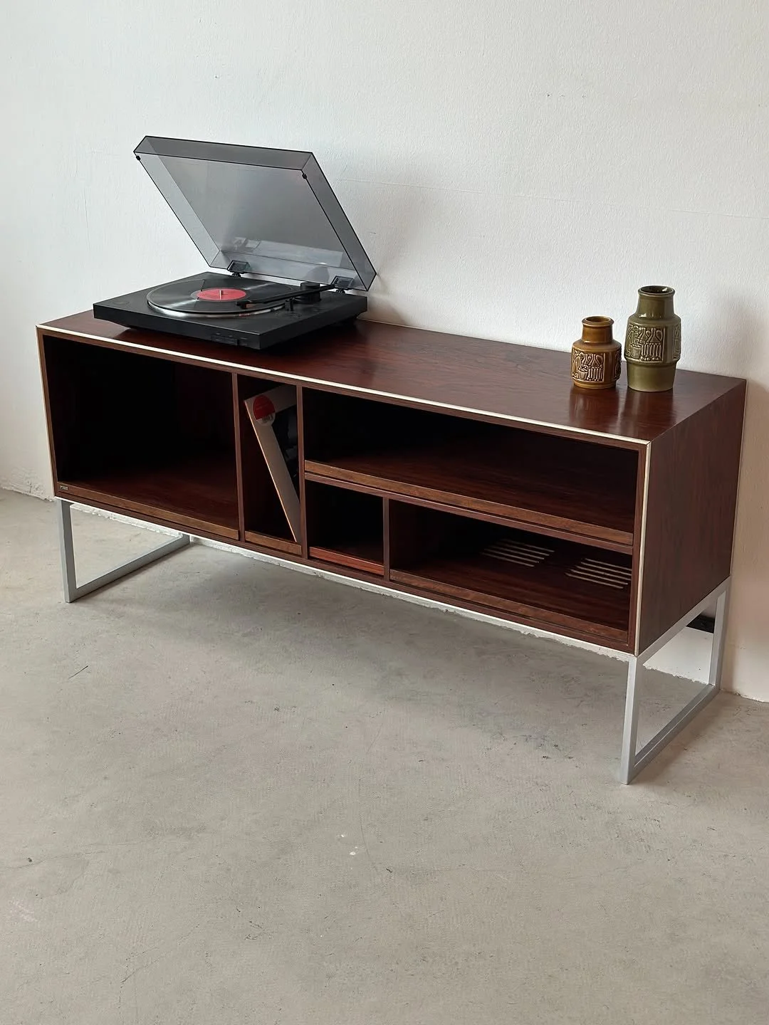 Bang &amp; Ølufsen MC40 Media Cabinet