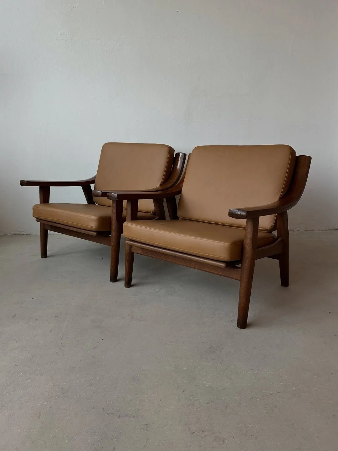 Hans J Wegner GE-530 Easy Chair