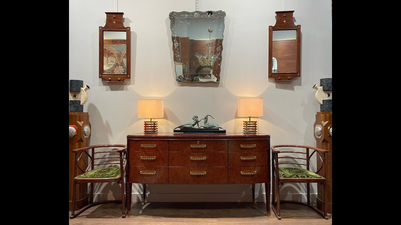 Light Green Simple Light Real Estate Bio-Link Website - 8.PNG