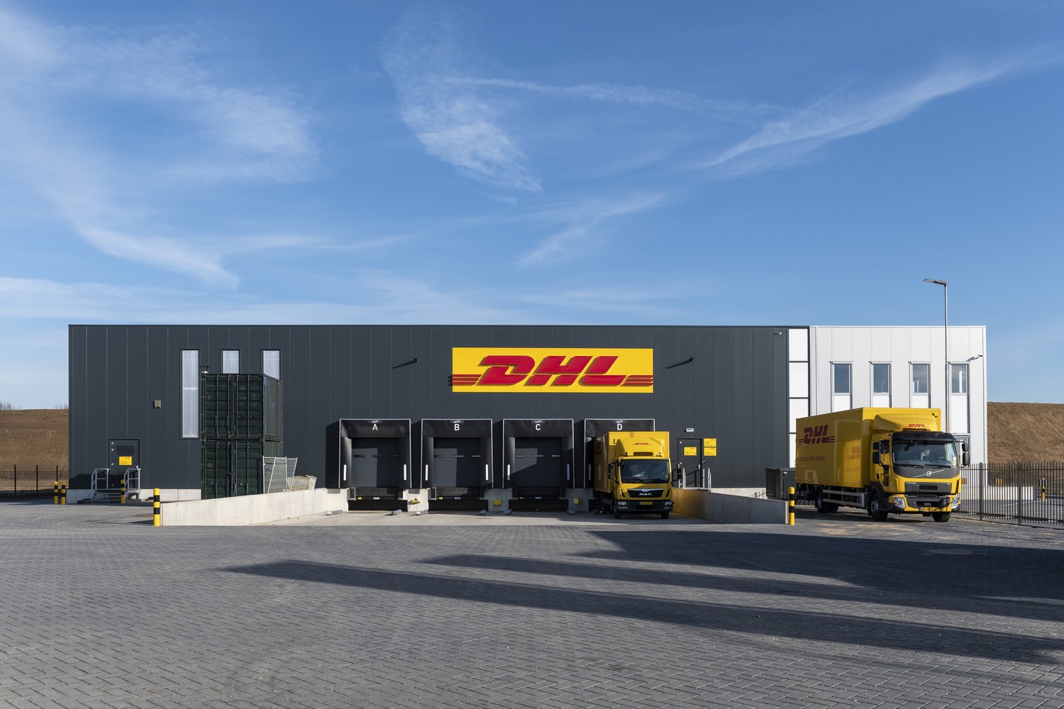 DHL Express.