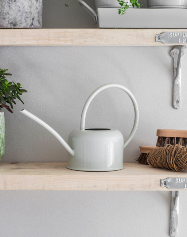 watering can.png