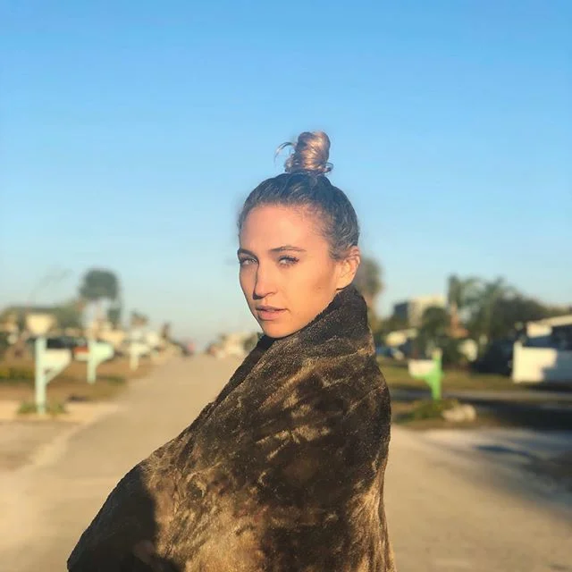 Taking this blanket to the beach. 
The only thing missing is you.