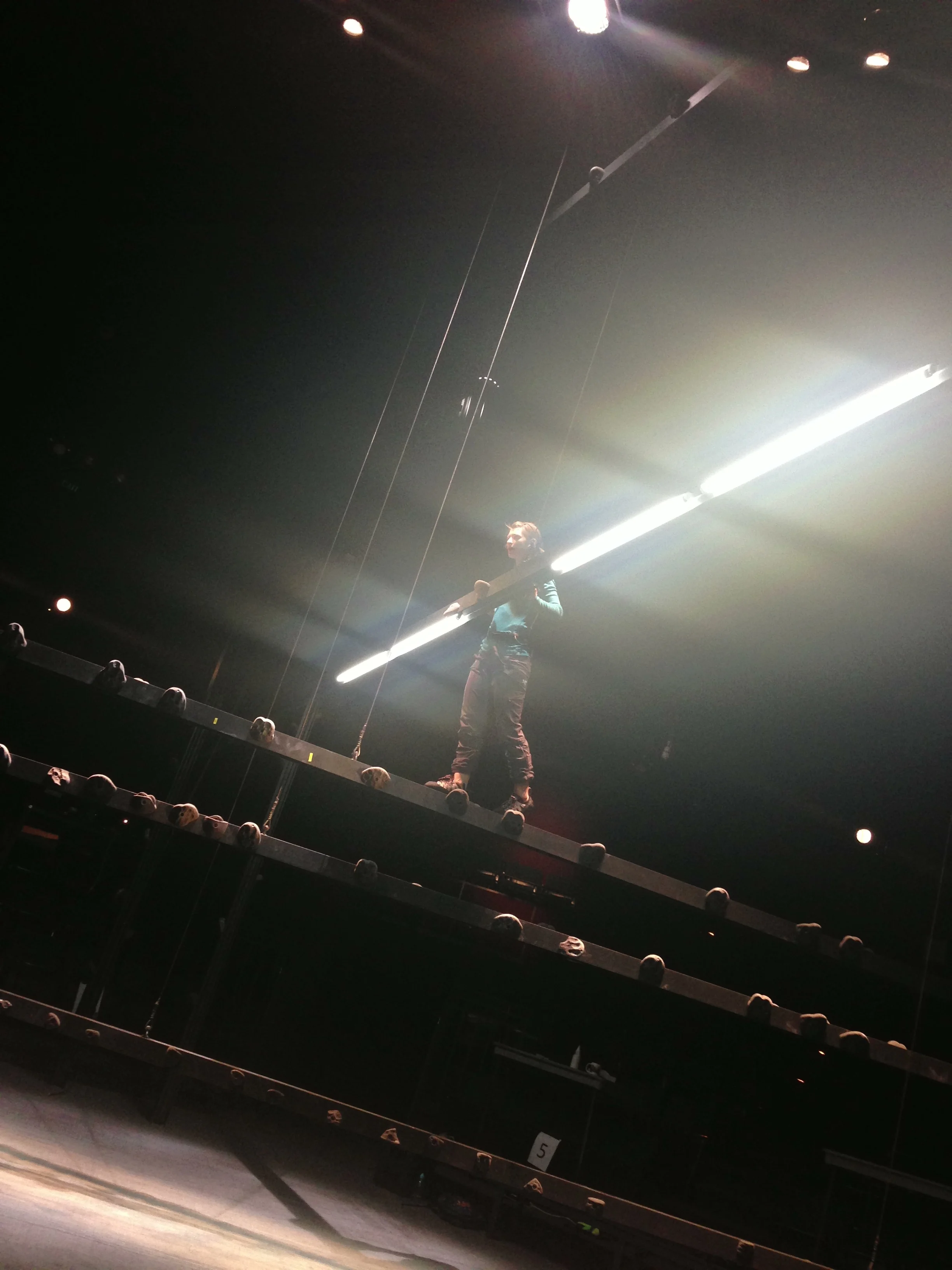 grace, or the art of climbing | set design