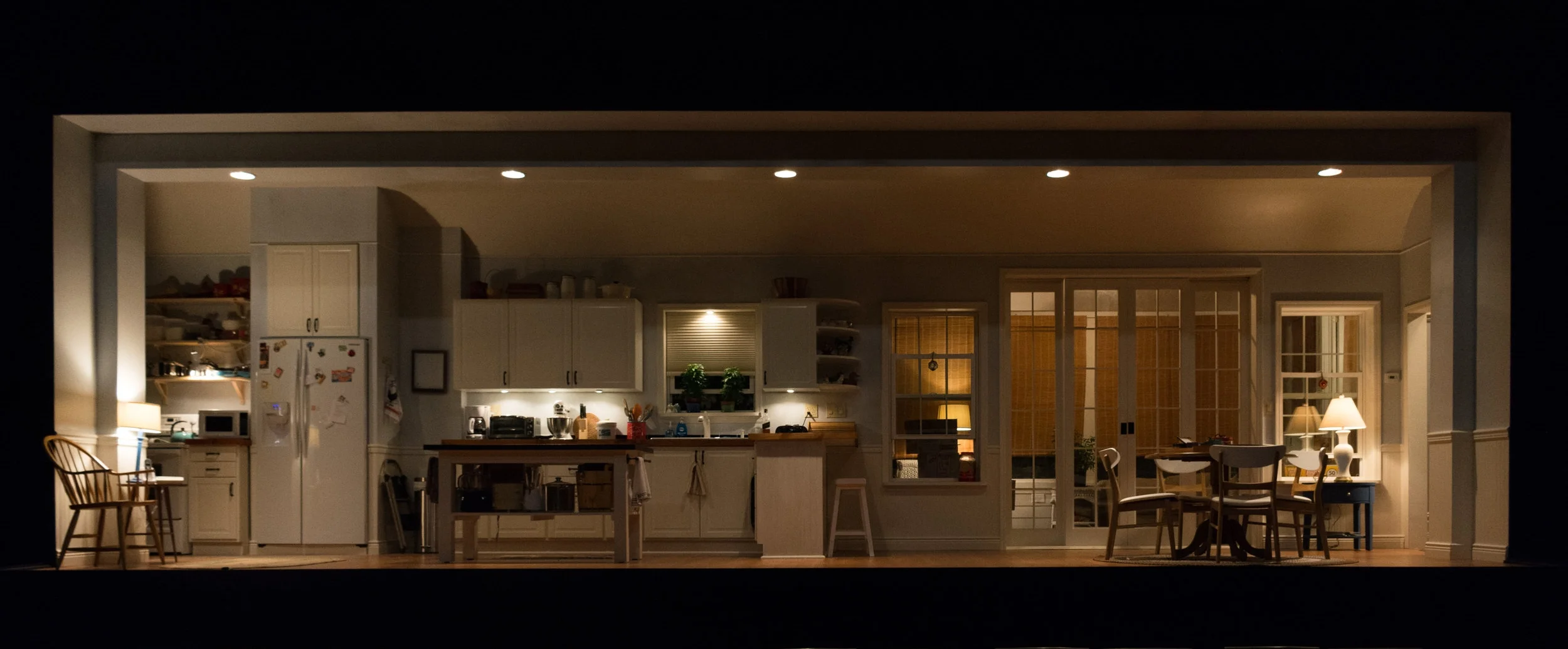 the roommate | set design