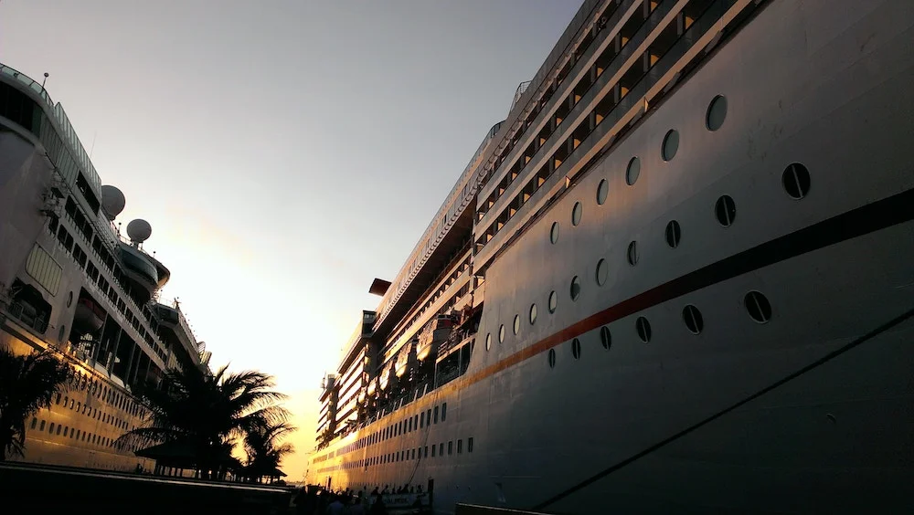 Cruiseship dockec