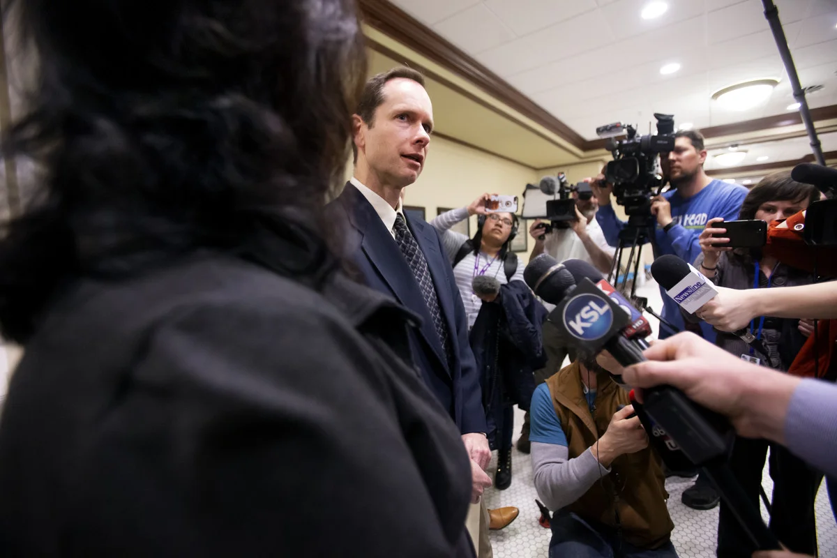 Scott G Winterton, Deseret News