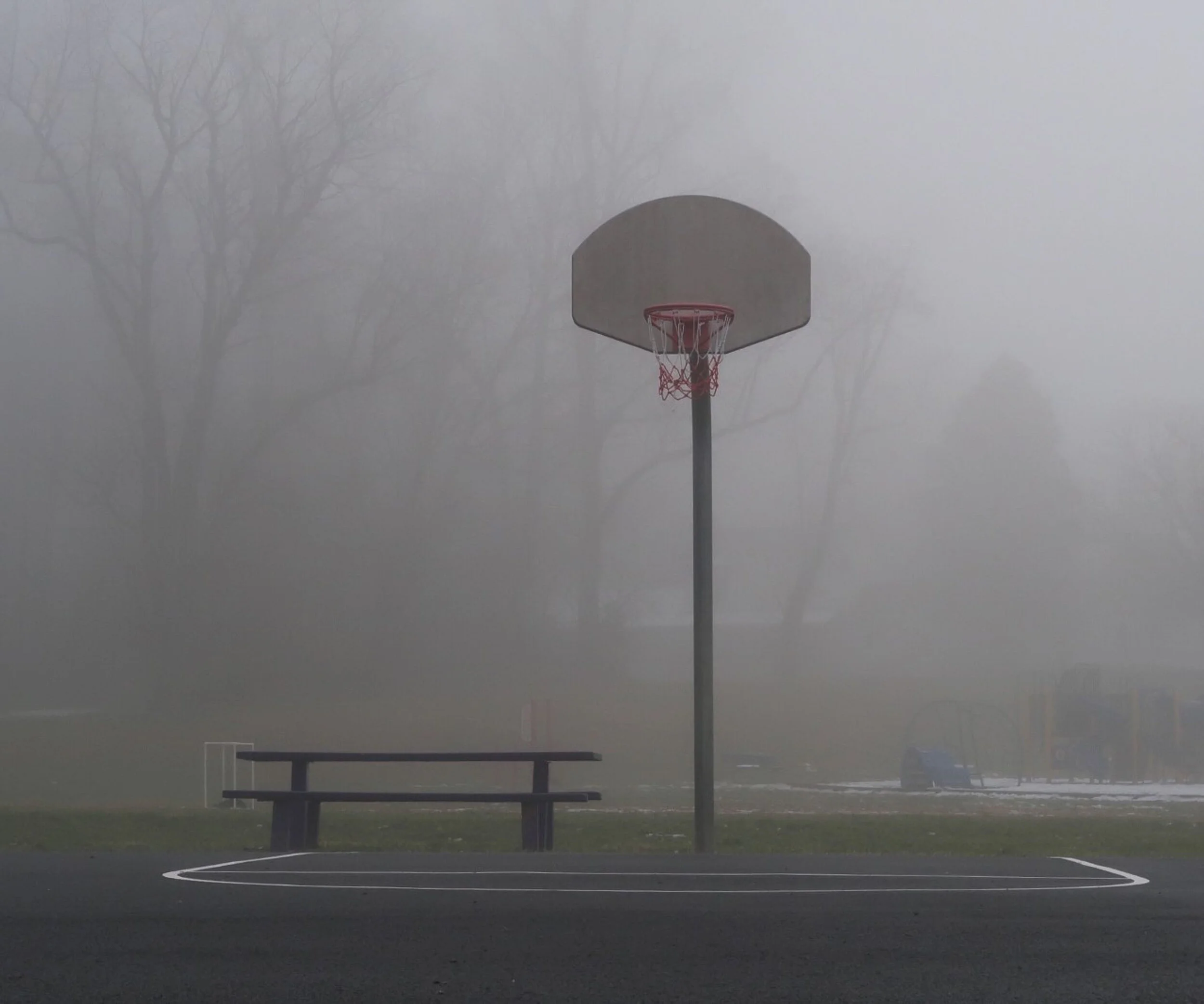 BasketballHoopSnowt.jpg