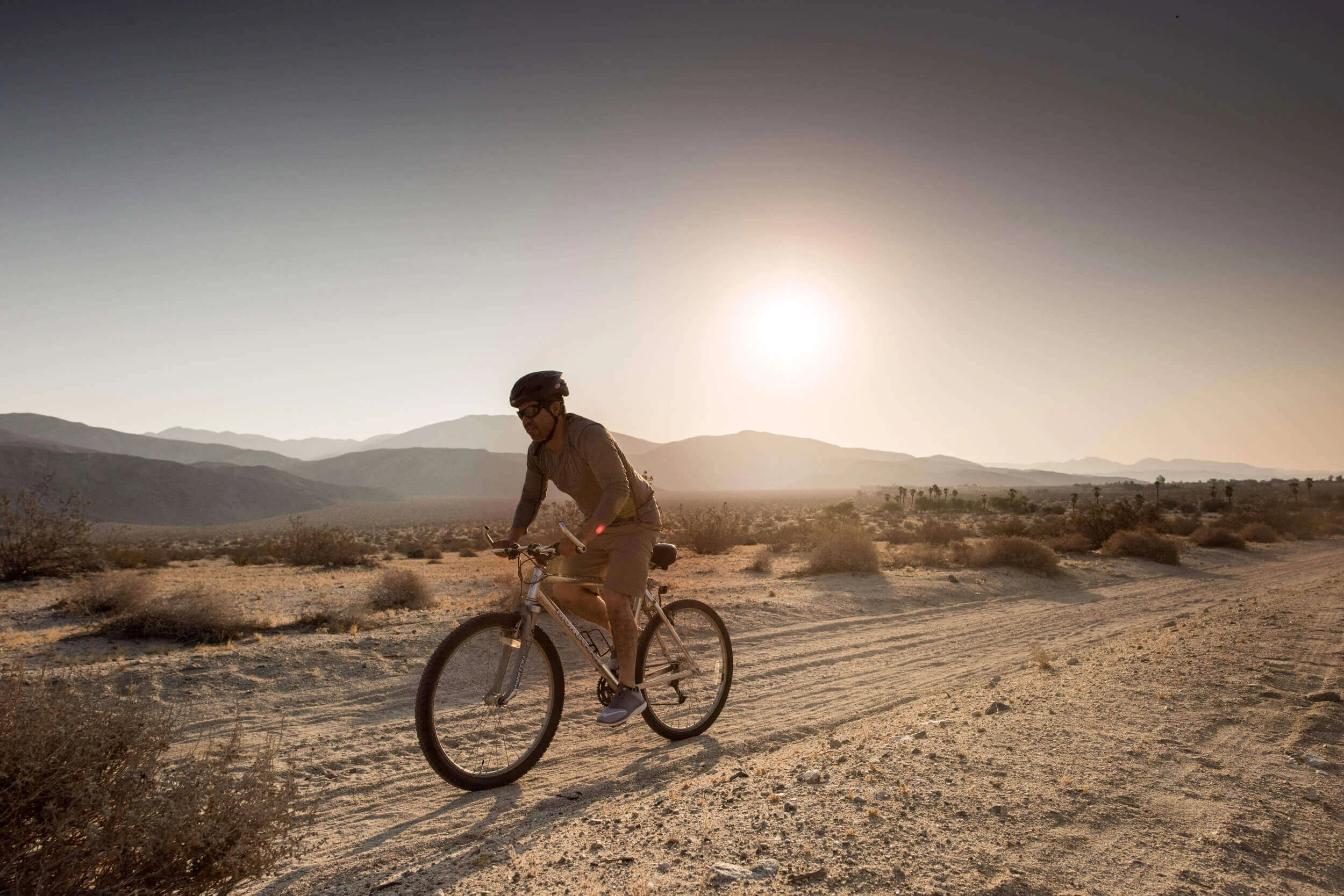 biking-palm-springs-california.jpg
