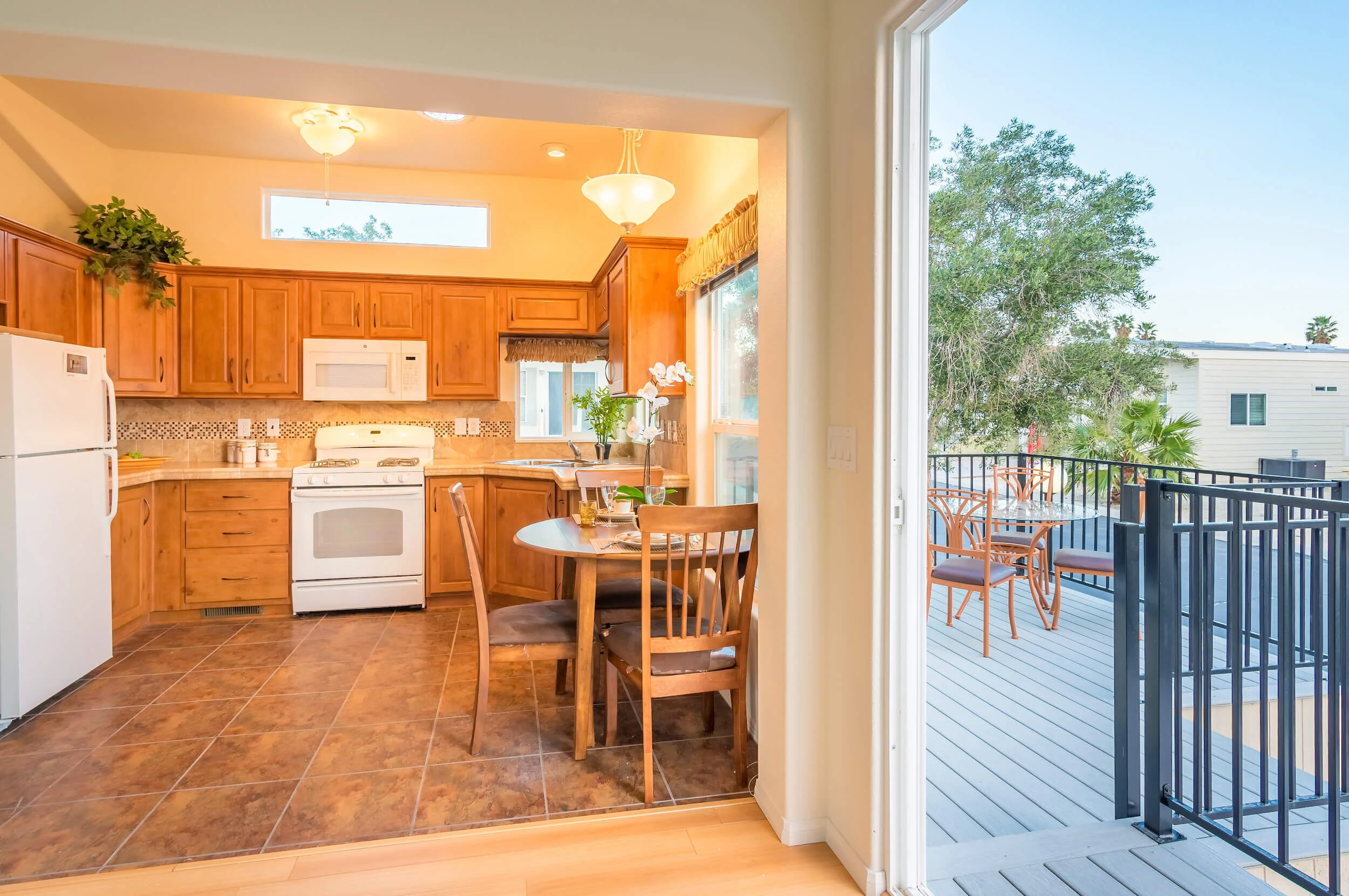 oak-kitchen-with-patio-view.jpg