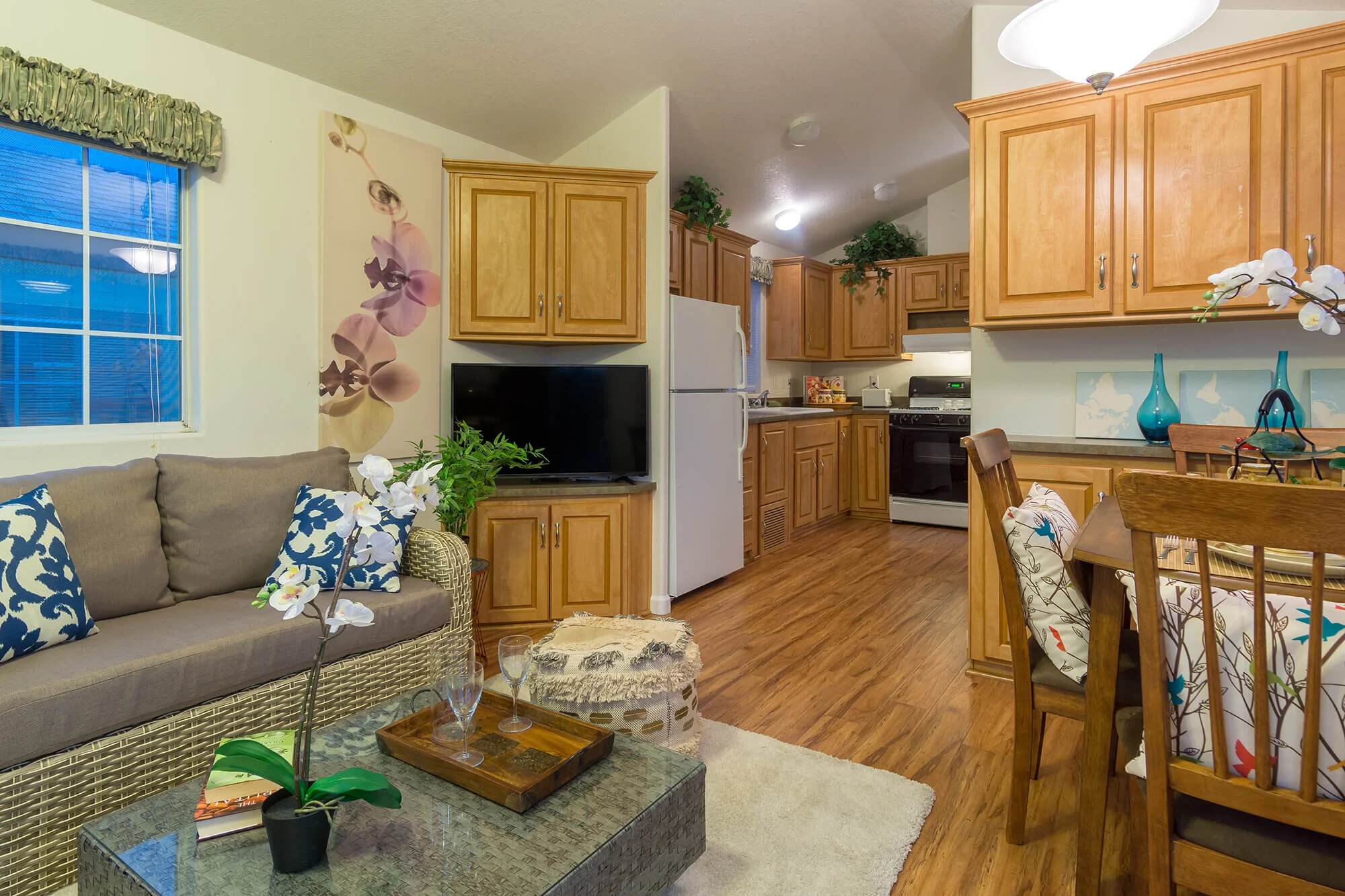 tiny-home-interior.jpg