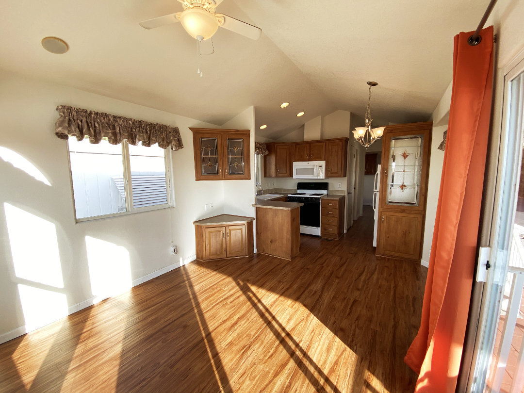 106-living-room-kitchen.jpg