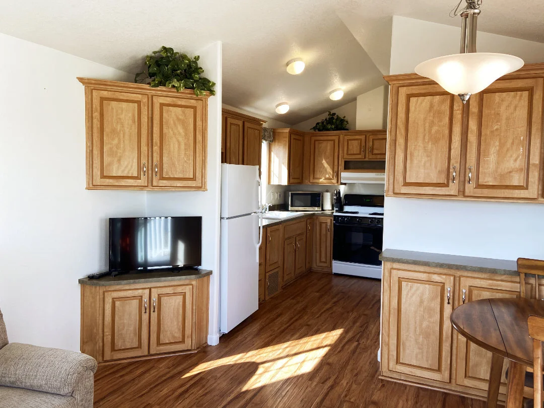 425-kitchen-view.jpg