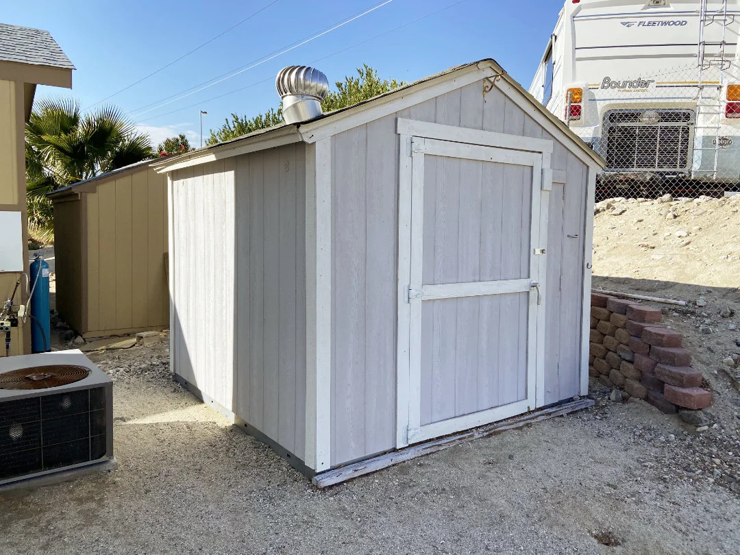 425-shed.jpg