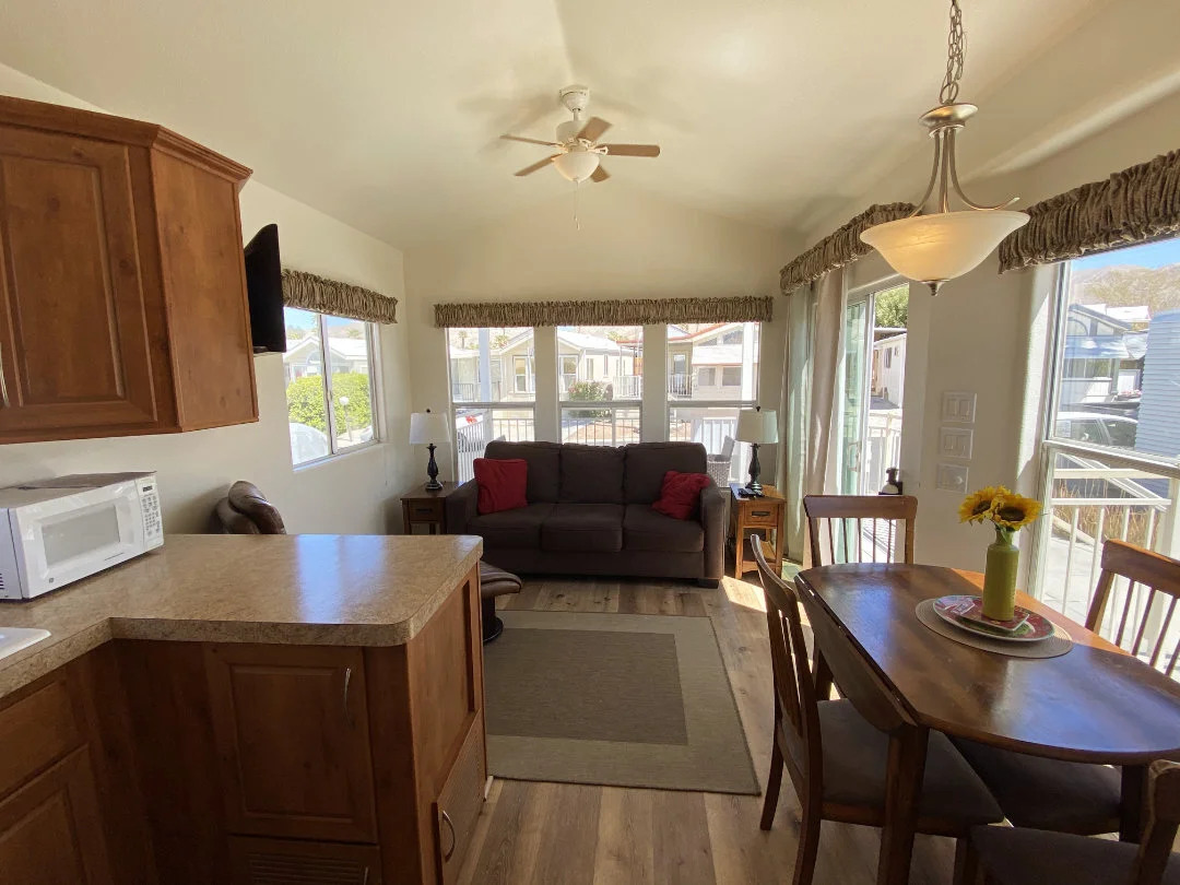 40-living-room.jpg