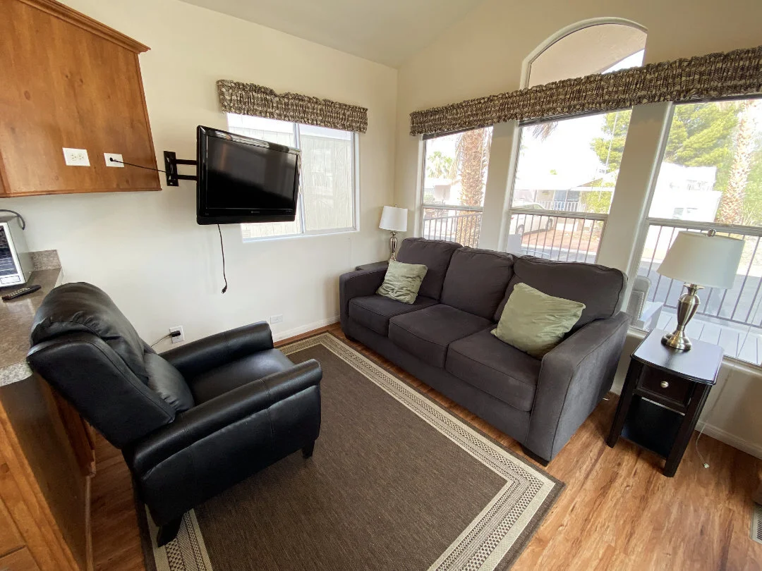 home-401-interior-1.jpg