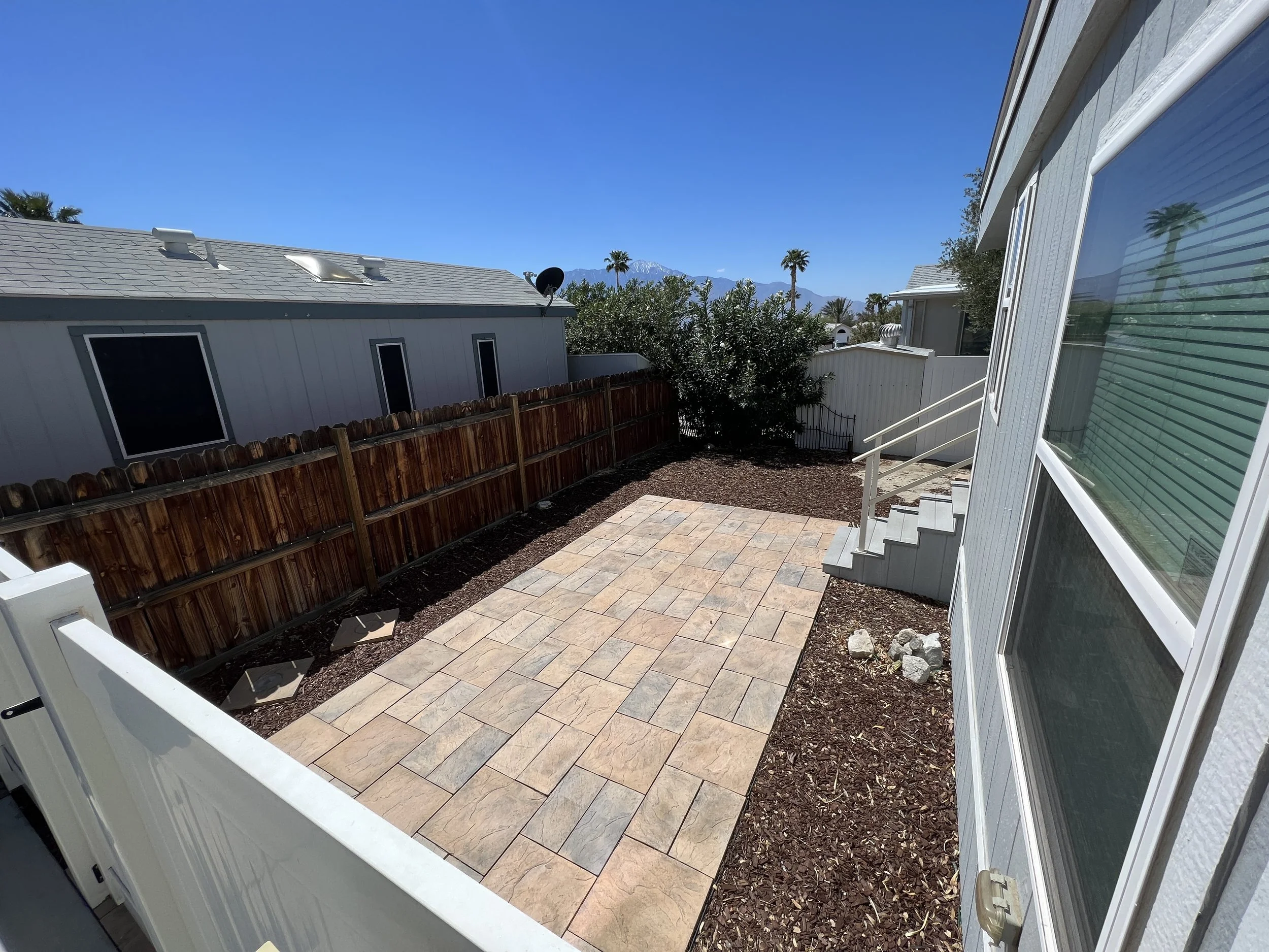 5-home-exterior-3.JPG