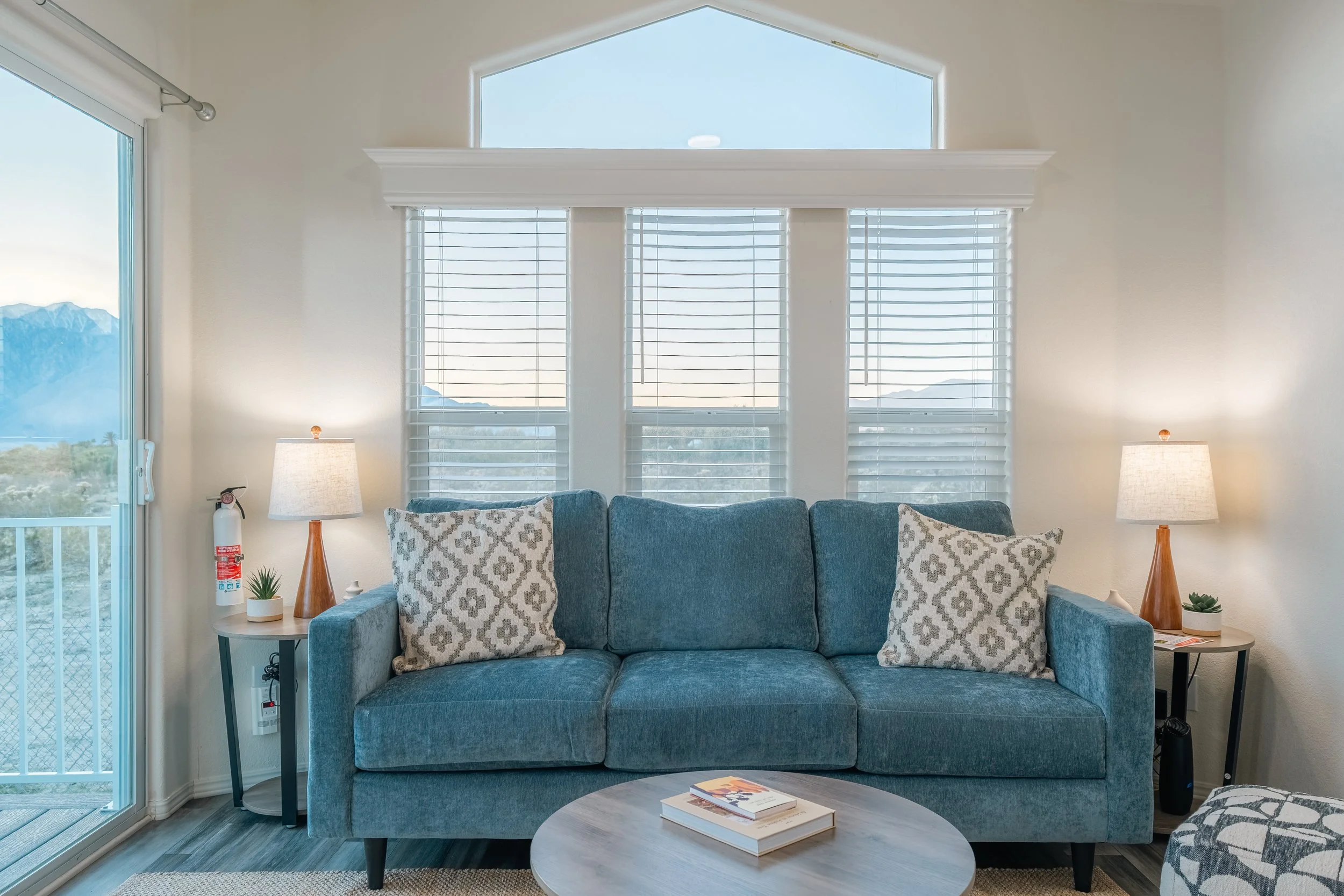 CS 449 Interior (20).jpg