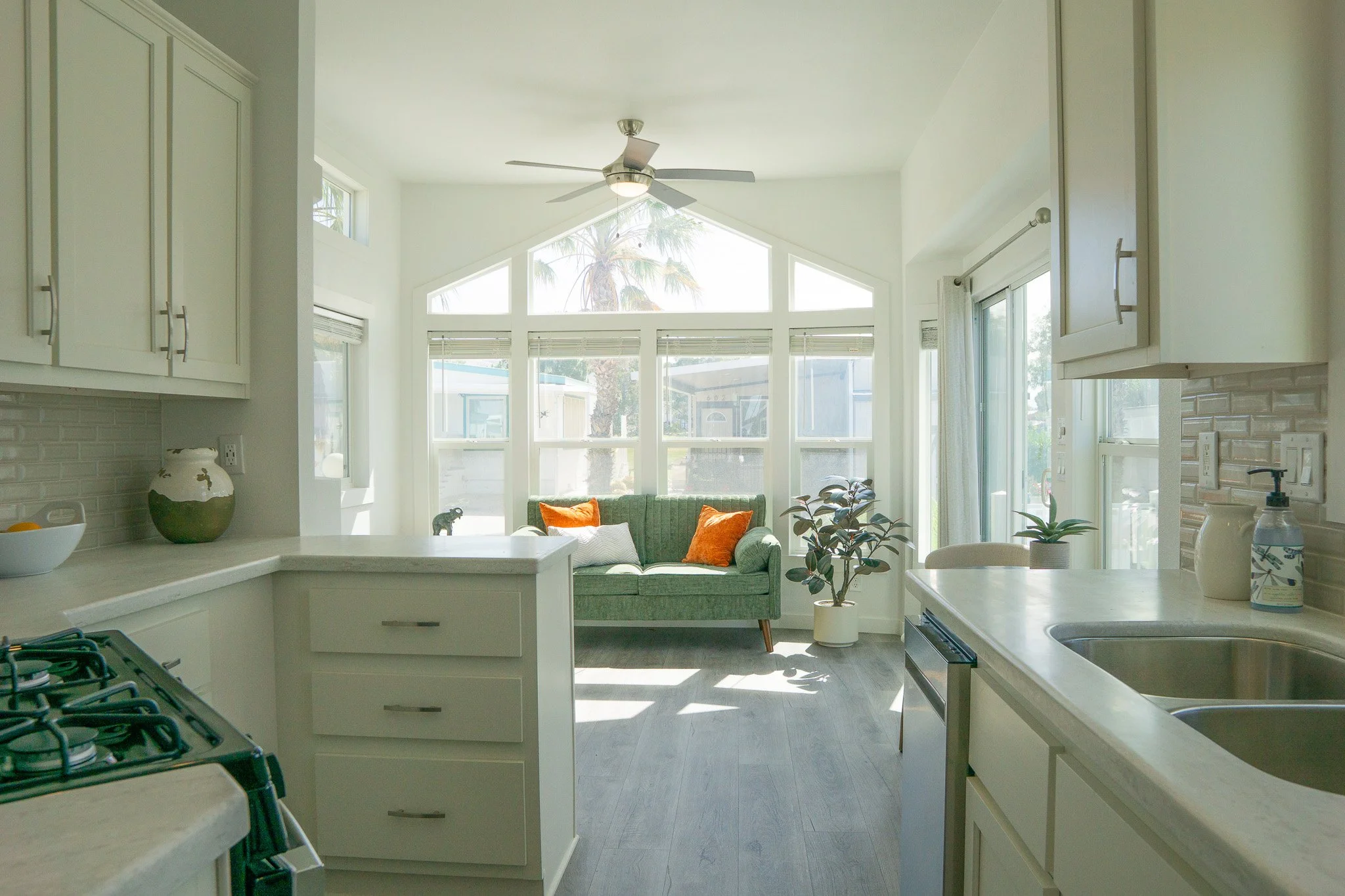 home-452-interior-17.jpg