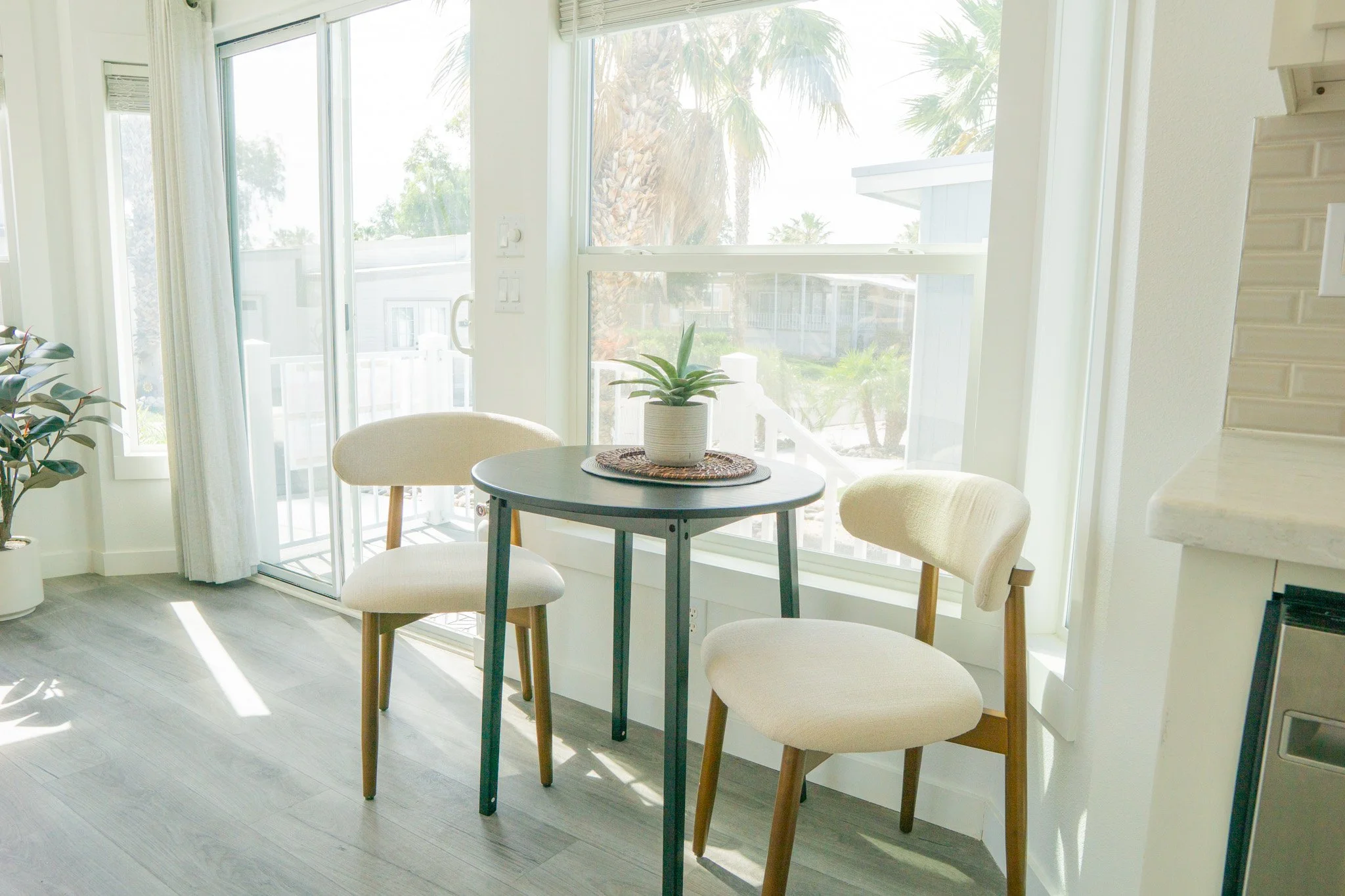 home-452-interior-11.jpg