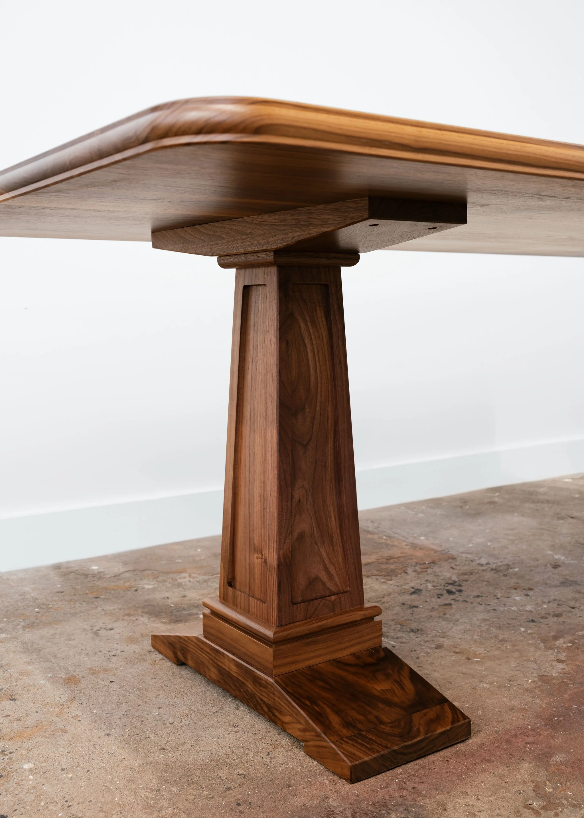 Oneta-GordonTable-7.jpg
