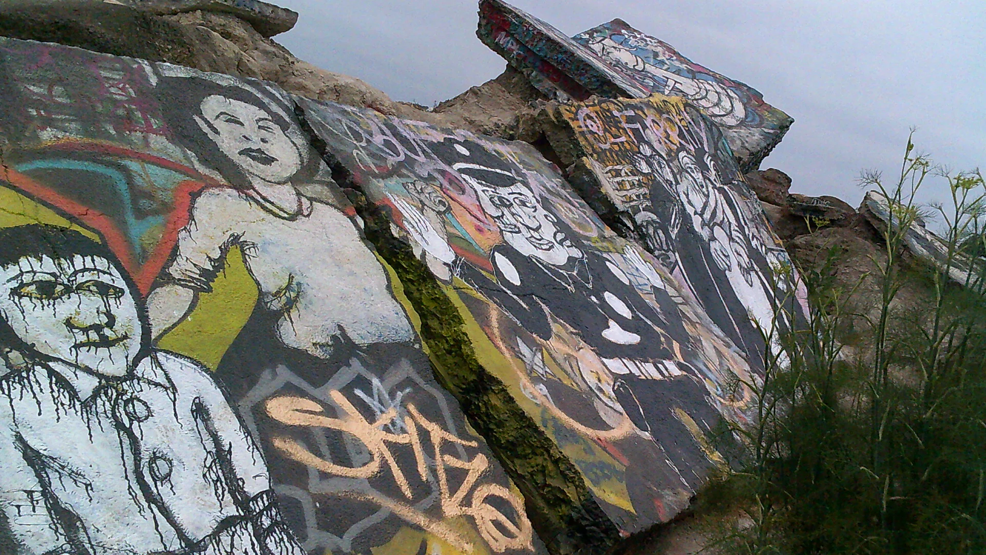  Version 2  Panel 1-3: Survivors Minus 1. (KK) (The border) 