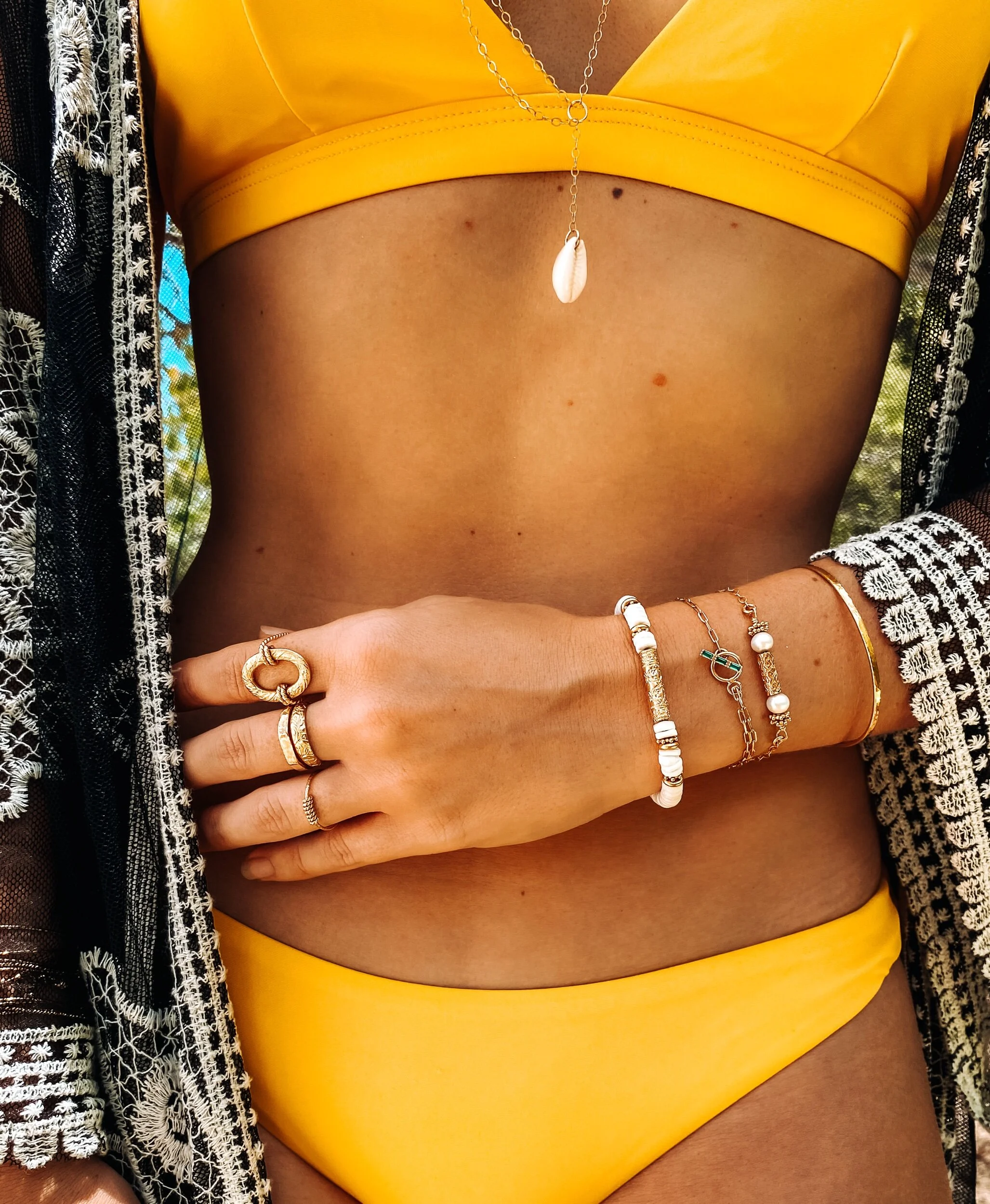 Bracelet Sugar Bay plaqué or et perles coquillages naturel