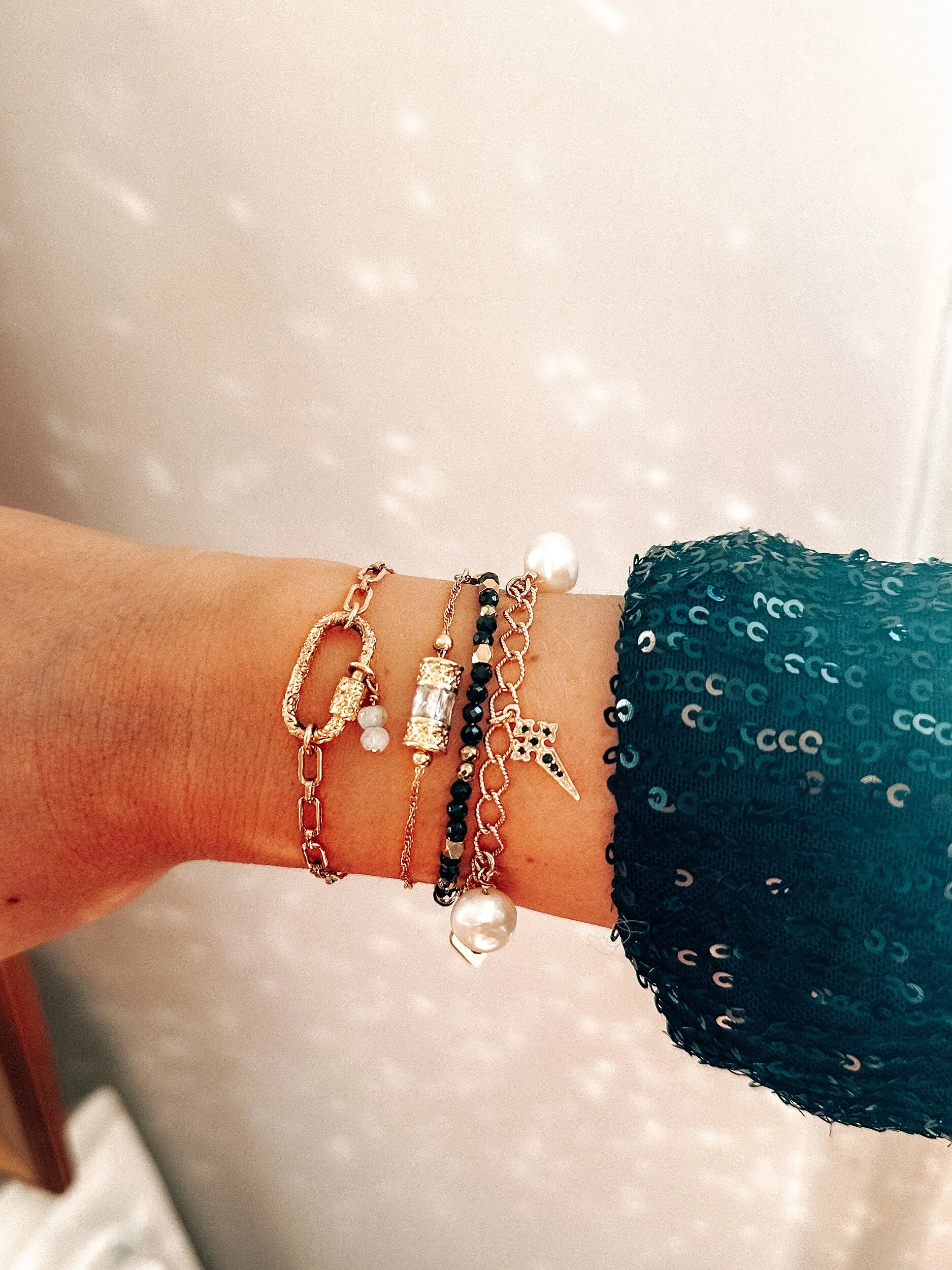 7ED5A9A8-A267-4BA9-AC10-D4B304E70517