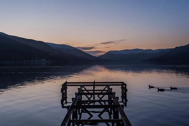 Loch Earn ☀️ .
.
.
.
#nikon#nofilter#nikonphotography#landscapephotography#perthshire#scotland#comrie#crieff#water#sunset#tbt#ducks#travelphotography#dslr#sigma#natgeo#instagood#redsky#photographer#visitscotland#crieff#lochearn
