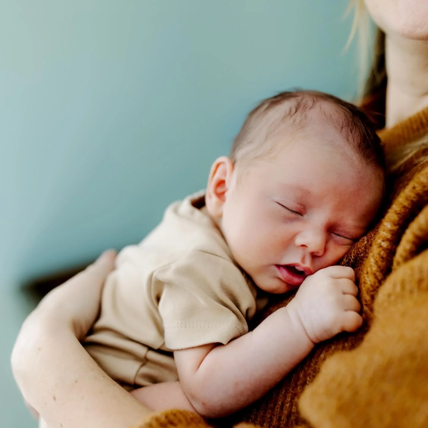 Hope everyone is staying as cozy as this precious babe during this cold and rainy week! 🥰