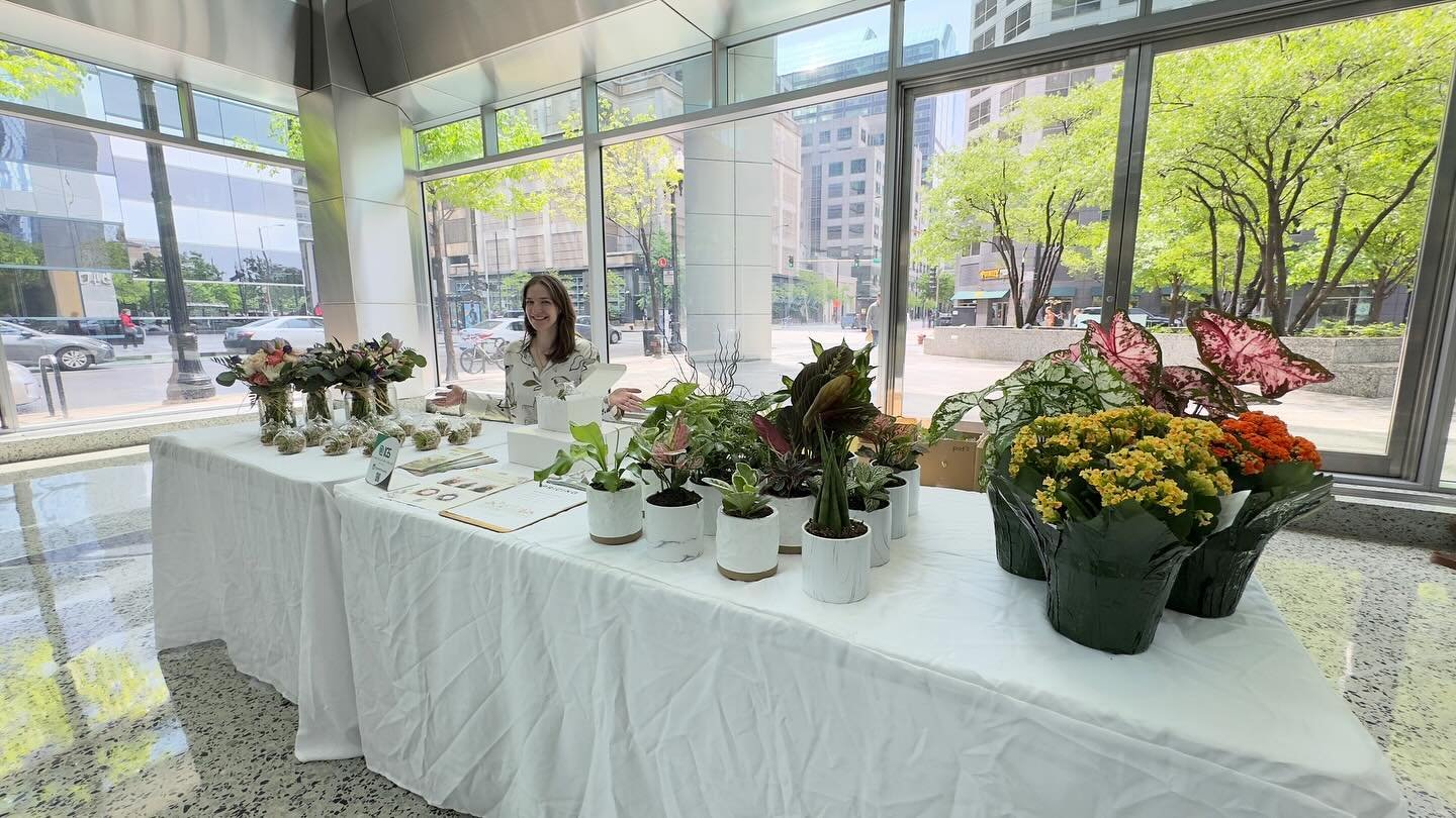 Mother's Day pop up! We've got all your gifts for mom (or yourself! Or friends!).

#popup #popupchicago #mothersdaypopup #chicagooffice #officeevent #event #chicagoevent #mothersday